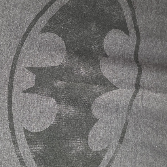 GAP Dark Gray Batman Emblem Tee - Size XS - Picture 2 of 4